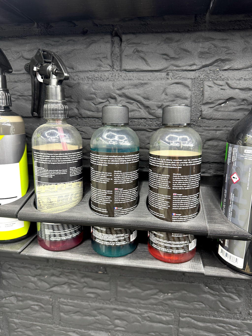 Wandhouder geschikt voor 0,5L car detailing flessen