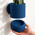 Hangende Bloempot Straight Weave – 4.5 Wall — Kleur: Dark Blue — digitale kleurvisualisatie op basis van LoftedGoods-foto; plant niet inbegrepen